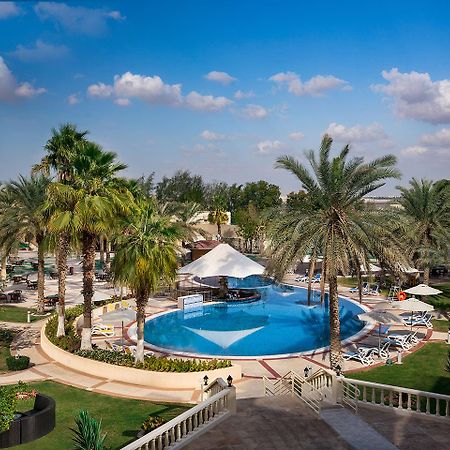 Metropolitan Al Mafraq Hotel Abu Dhabi Exterior foto